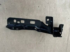 OEM New! Tesla Model X Front Right Wing Support Bracket Genuine 1046697-S0-B