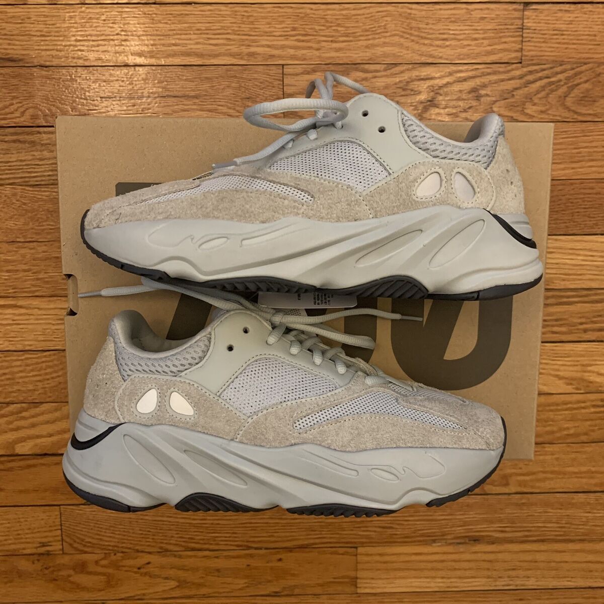 Adidas Yeezy Boost 700 V1 Salt Size 7 1/2 Men NWT NEW W Adidas Yeezy Boost 700 V1 Salt Size 7 1/2 Men NWT NEW W