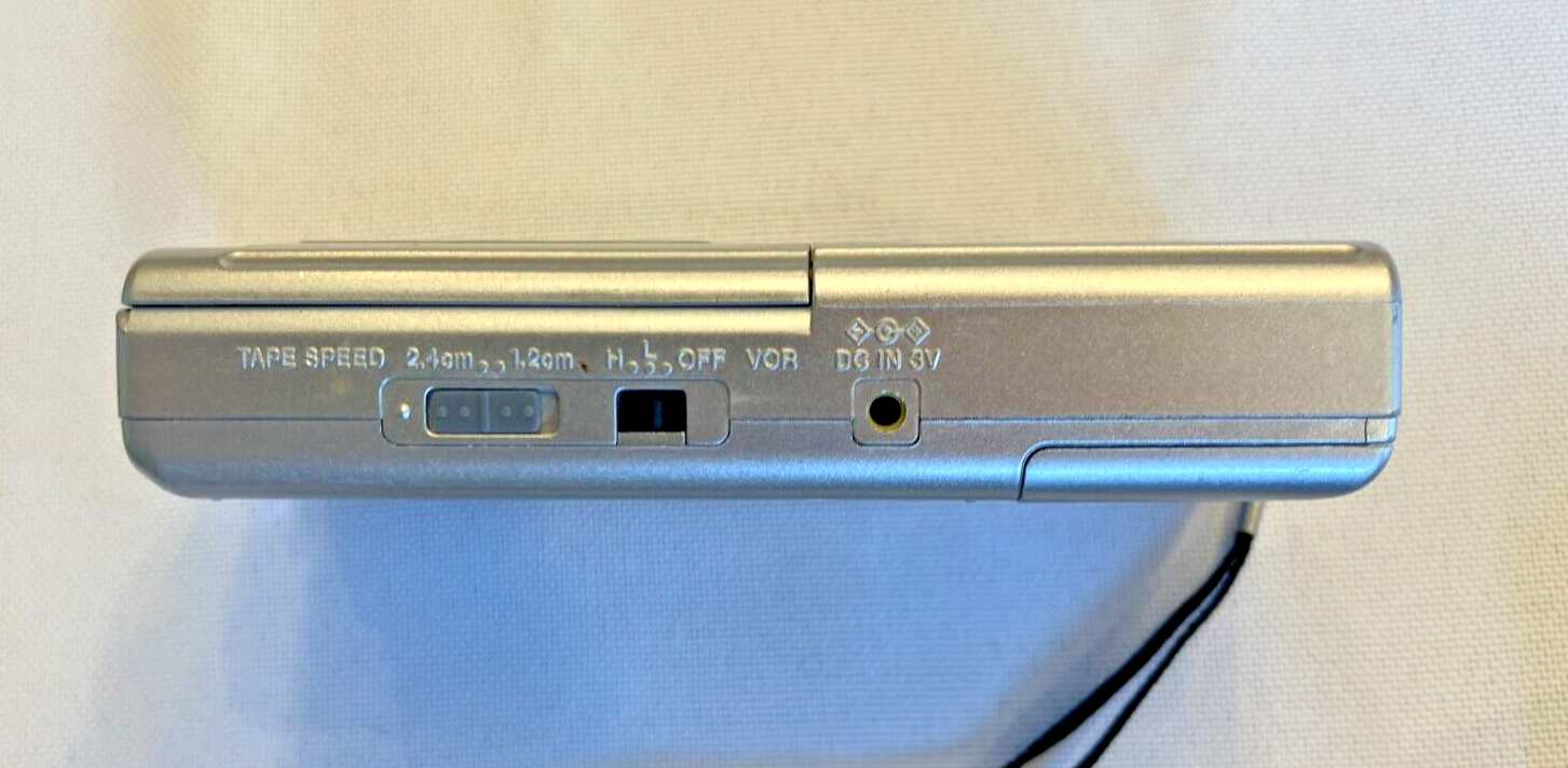 Sony M650V Micro Cassette Voice Recorder AC Adapter Charger+Tapes