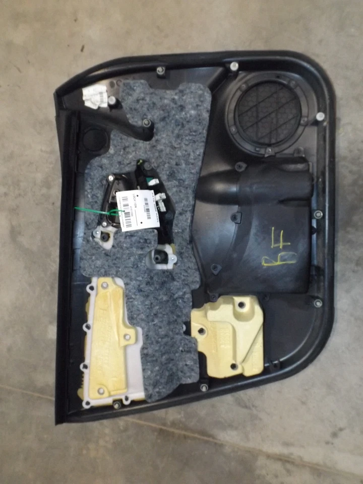 Panel de moldura interior puerta delantera pasajero Toyota RAV4 2006-2012 676100R032B8 Foto 4 de 4