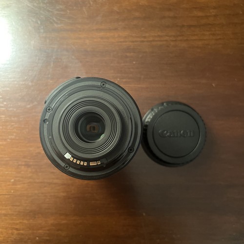 Canon EF-S 18-55mm Lens - Picture 5 of 5