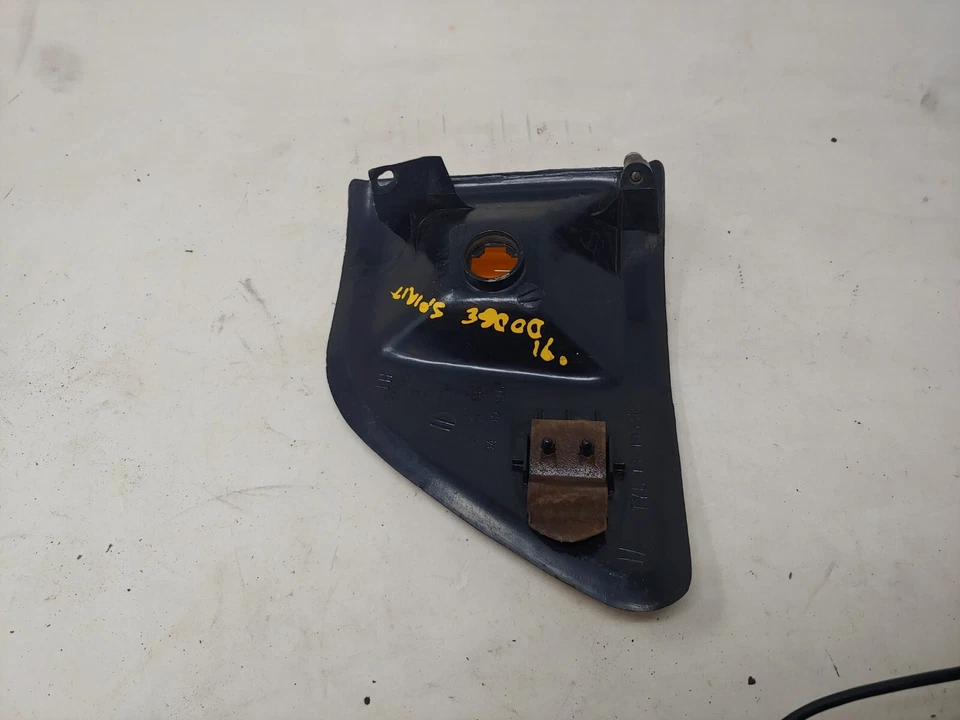 1989 - 1991 Dodge Spirit Turn Signal Corner Light Lamp Left Driver Side Lh Oem - Image 3 of 4