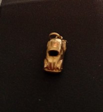9ct yellow gold vw charm, 1986 model, Preloved, approx. 1cm inc.o'ring