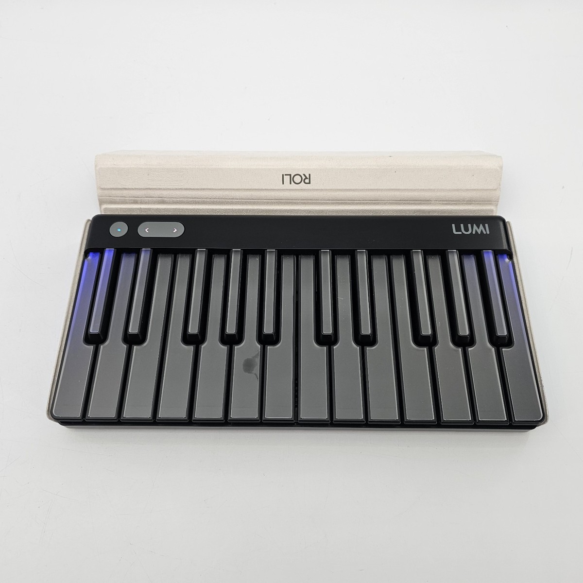 殆ど未使用‼️ROLI LUMI Keys MIDIキーボード ケース付き ROLI Lumi Keys Studio Edition Light Up Midi Keyboard BLACK Piano M