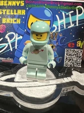 LEGO Classic Spaceman Aqua Minifigure W/ Custom Helmet & Airtank