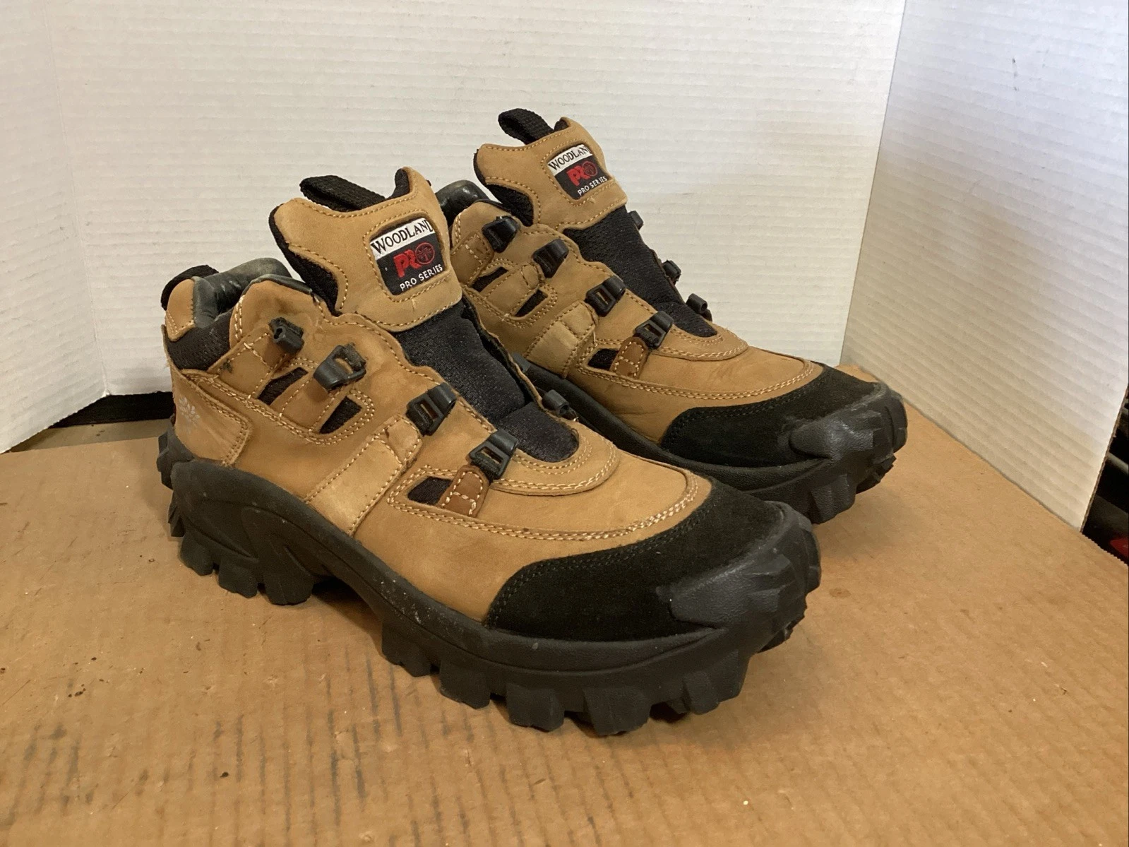Woodland Pro Series Made To Work Leather Hiking Boots Mens EU 43 - US 9-9.5