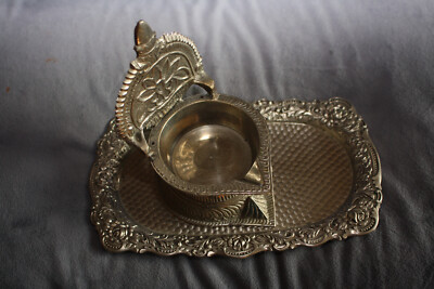KAMAKSHI DIYA Handcrafted Öllampen Gestell mit Tablett Stahl versilbert??