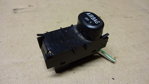 Mercedes-Benz W208 C208 CLK 230 K Schalter Airbag OFF 2088201001