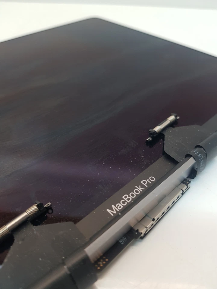 Apple MacBook Pro LCD Retina Display Assemblato Grigio Siderale Originale - Immagine 4 di 4