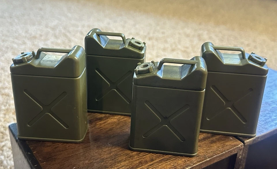 ACCESORIO FIGURA ESCALA 1/6 #85 EJÉRCITO DE EE. UU. LATA DE GASOLINA TANQUE GI JOE 12 PULGADAS lote de 4 Foto 4 de 4