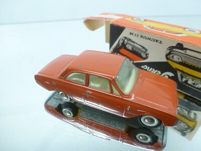 TEKNO DENMARK 826 FORD TAUNUS 17M - RARE -RED 1:43- FAIR IN BOX