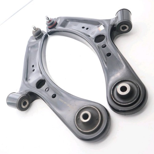 PAIR Front Lower Control Arm For SUZUKI SX4 RW420 2007- - Picture 2 of 3