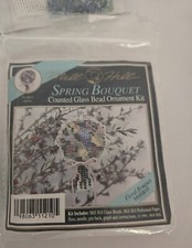 Mill Hill Spring Bouquet Floral MHSB10 Counted Glass Bead Ornament Pin 1991 KIT