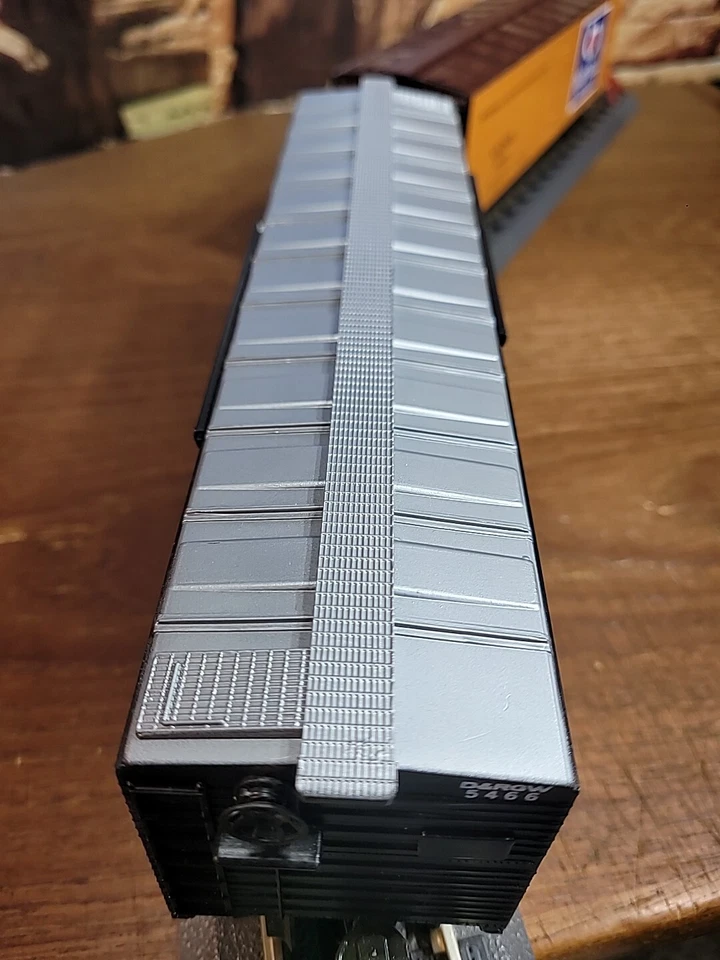 Williams O Gauge D&RGW Rio Grande & Morrell Meats Freight Cars - Image 3 of 4