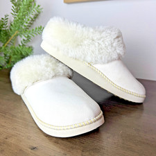 OLUKAI KU'I Puka Colored Indoor Outdoor Slip On Slippers Shoes / Women's 6