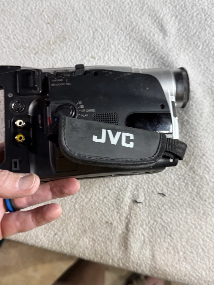 JVC GR-SXM37U Camcorder -  Silver - Image 4 of 4