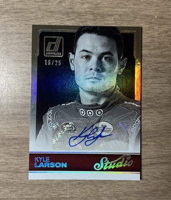 RARE 2017 Panini Donruss NASCAR - Studio Signatures Kyle Larson Holo 16/25 Auto
