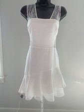 EUC BCBGMAXAZRIA ADRIANNA ASYMMETRICAL RUFFLE WHITE DRESS 10