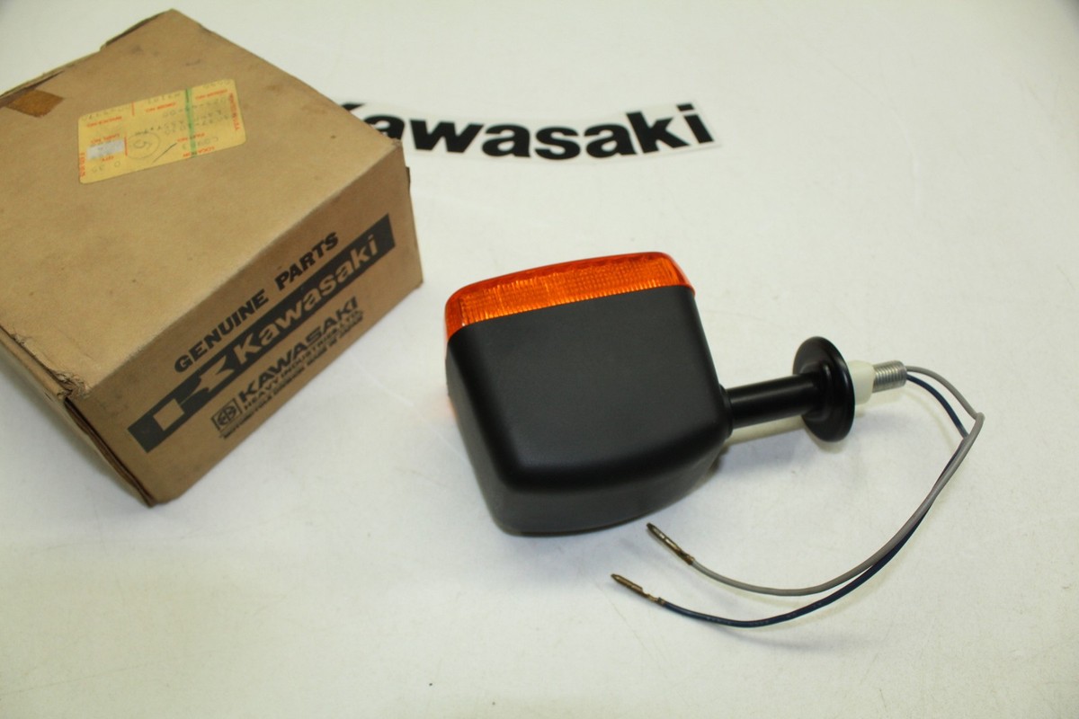 Turn Signal Indicator 23037-1030 Kawasaki Z1r 1000 Kzt00d 1978