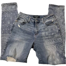 Judy Blue Denim Jeans Womens 5/27 Boyfriend Fit Distressed Paisley Light Wash