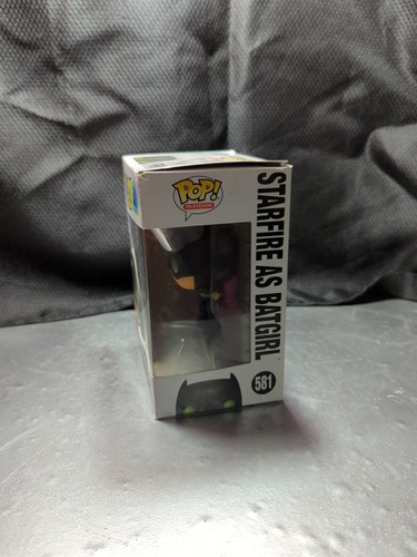 Funko Pop! Vinyl: DC Comics - Starfire (as Batgirl) #581 - Picture 2 of 5