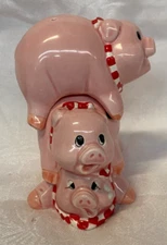 Vintage Papel Farmhouse Salt & Pepper Shakers Stackable Pigs Anthropomorphic