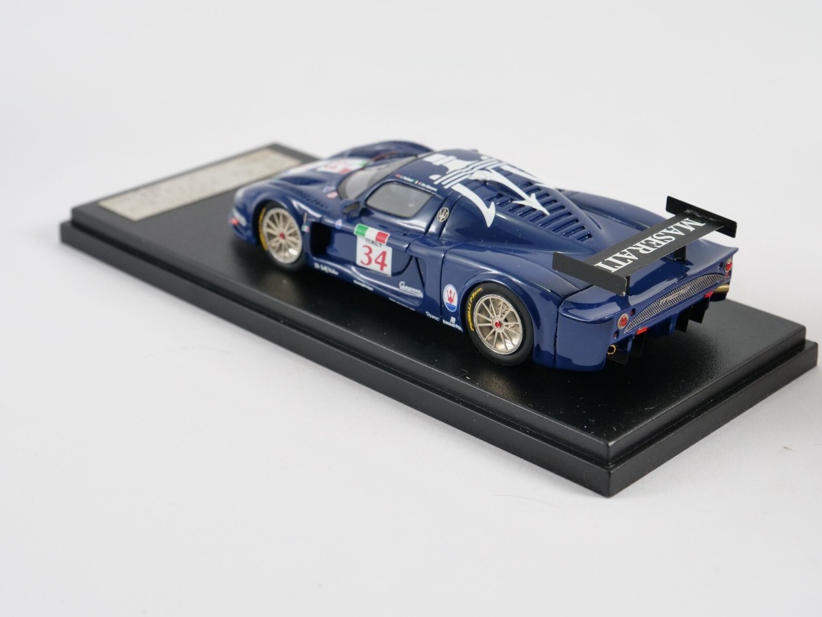 1/43 マセラティ　MC12 Presentation　2004 ミニカー 1/43 マセラティ MC12 Presentation 2004 ミニカー 1/43