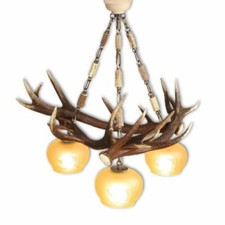 Lampadario con vere corna di cervo. Luci: 3xE27 M: 75x75x80cm 1515
