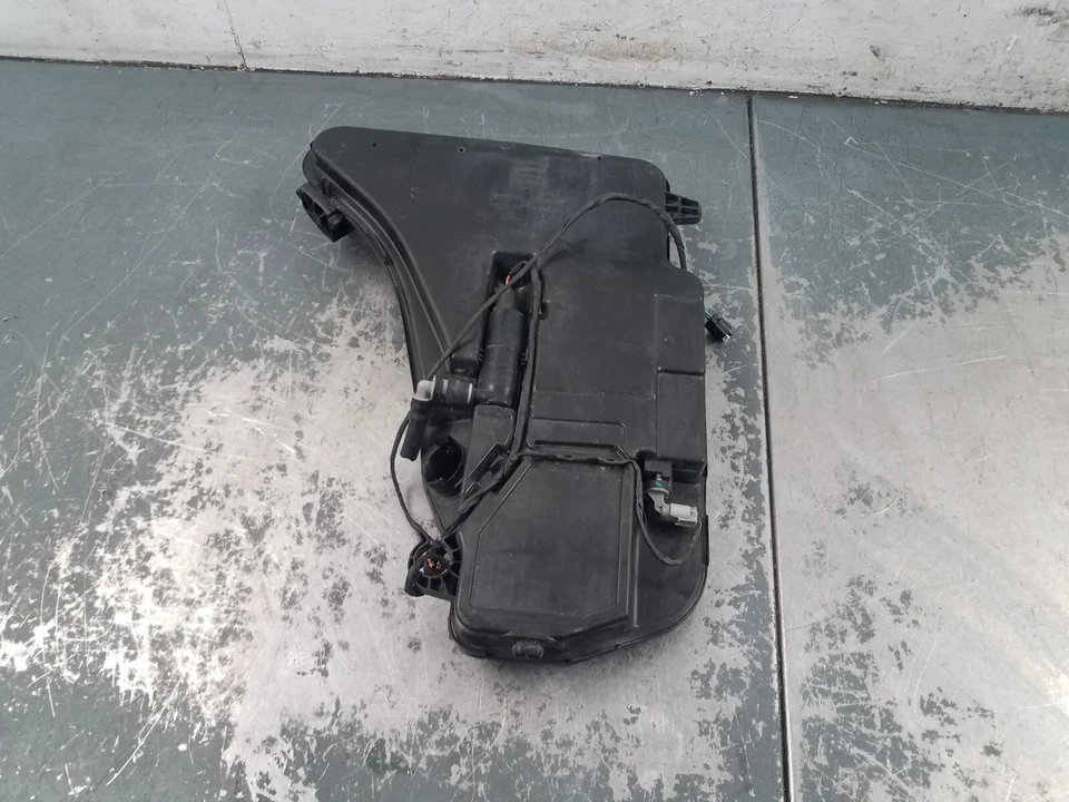 2016 BMW M5 F10 Windshield Washer Fluid Bottle #5706 B6 - Image 4 of 4