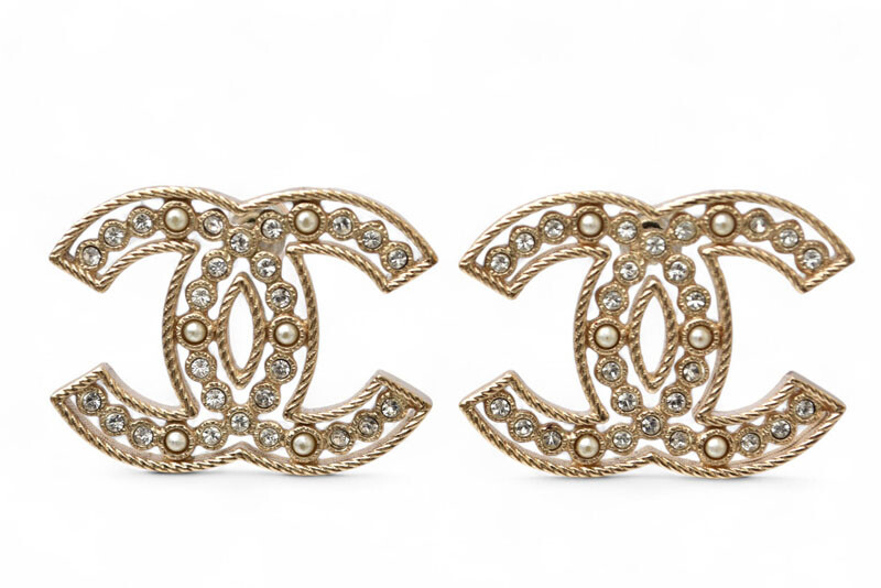 アクセサリー CHANEL pierce CHANEL Pierce CHANEL Logo/CC COCO Mark Swing Rhinestone