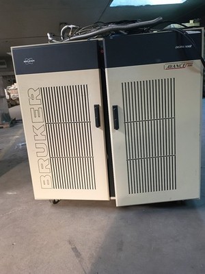 Bruker Instruments Avance 500 Digital NMR spectrometer