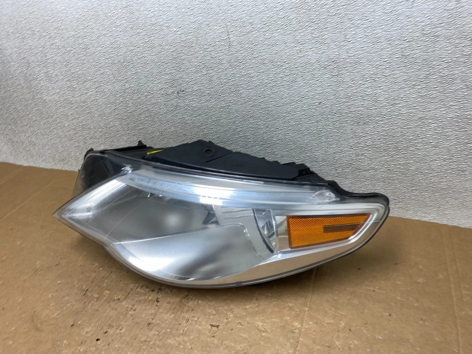 Farol de halogênio 2009 - 2012 Volkswagen CC motorista esquerdo Lh fabricante de equipamento original V5132 DW - Imagem 2 de 4