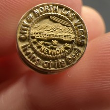 Broche revers or 10 carats City Of North Las Vegas Living At It’s Best