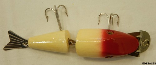 Creek Chub Bait Vintage 2401 Jointed Wigglefish Red/White Fishing Lure - Picture 5 of 12