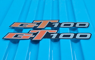 SUZUKI GT100 GT100 SIDE COVER STICKER EMBLEM DECAL PAIR NOS | eBay