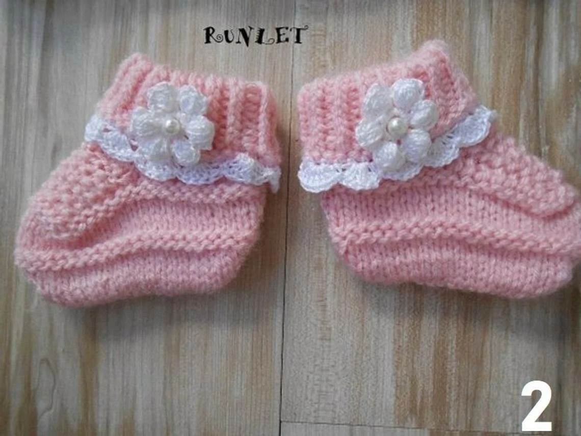 chaussons bébé laine,chaussons naissance bébé fille laine rose