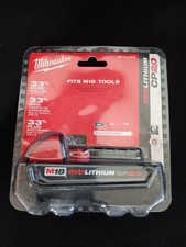 Milwaukee M18 REDLITHIUM 18V Lithium-Ion Battery Charger - Black 48-11-1820