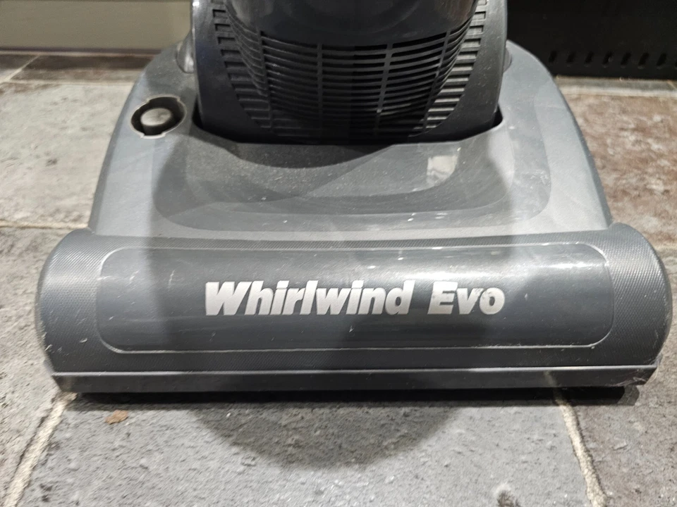 Hoover Whirlwind Evo (Model No. 91lA1764_51 Grey & Silver Upright Plug in Vacuum - Image 3 of 4