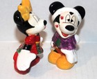 Disney Christmas MICKEY MOUSE Kissed by MINNIE MOUSE Salt & Pepper SHAKERS — photo 7