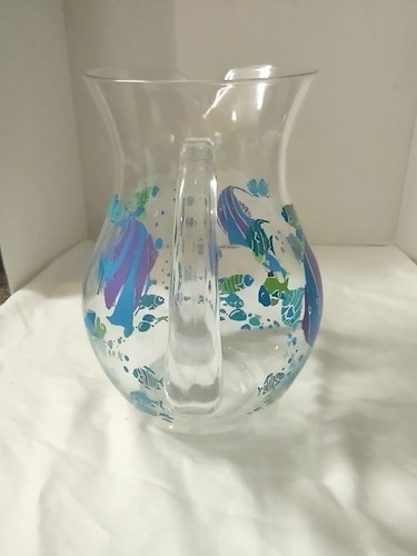Tea Lemonade Pitcher With 5 6" Plastic Fish Design Glasses Outdoors Pool Side - Picture 8 of 12