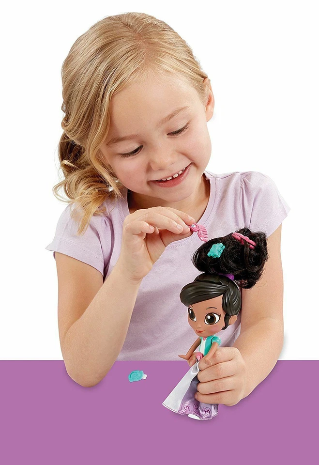 Nella the Princess Knight Style Me Knight Doll with hair accessories GREAT GIFT  - Image 2 of 4