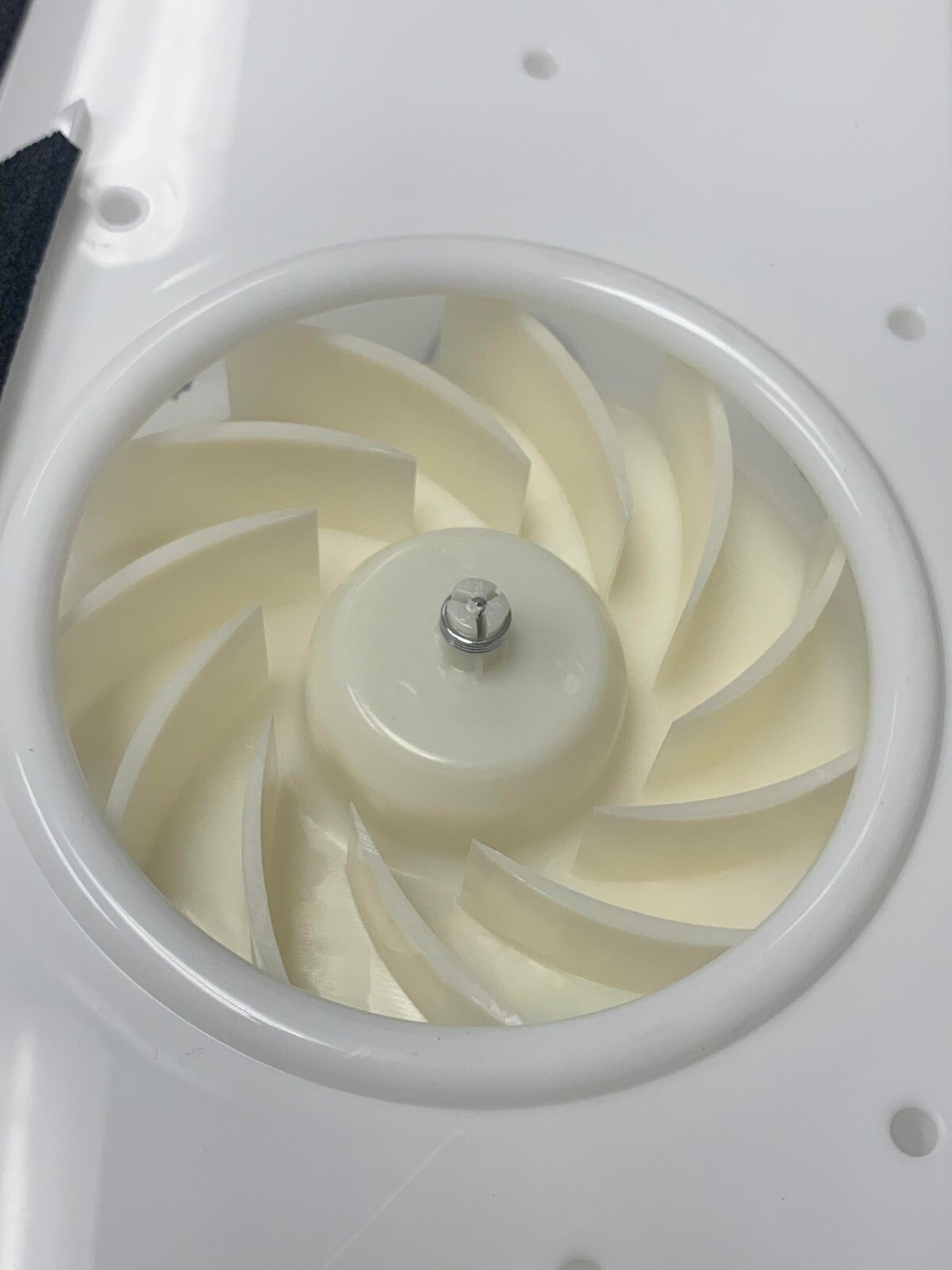 Hisense Wind Channel Part In Freezer Chamber K2007806 For 