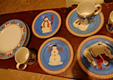 SAKURA DEBBIE MUMM SNOWMAN STONEWARE 11PC CHRISTMAS 4 DINNER 4 SALAD PLATE SET