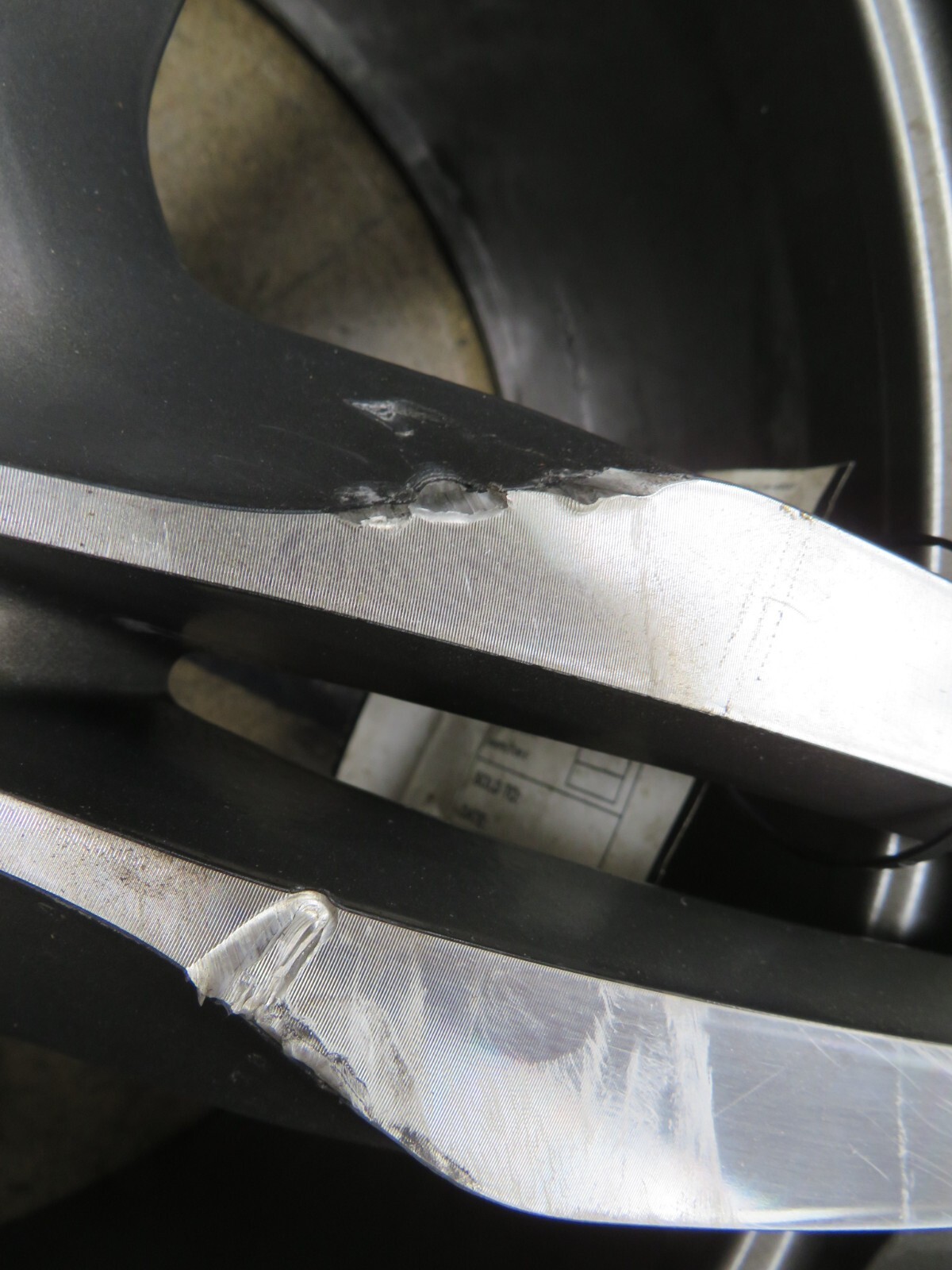 Ferrari Portofino, Rear Wheel, Heavy Dmg, Used, P/N 336567