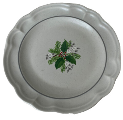 Pfaltzgraff Christmas Heirloom Salad Plate 511235 Floral