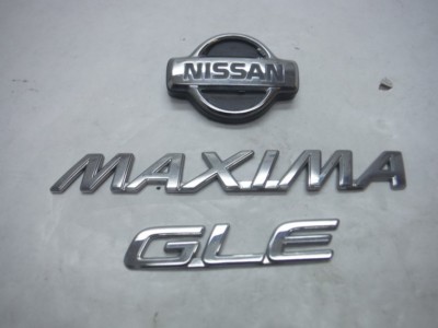 2001 NISSAN MAXIMA GXE A/T TRUNK EMBLEMS BAGE LOGO OEM