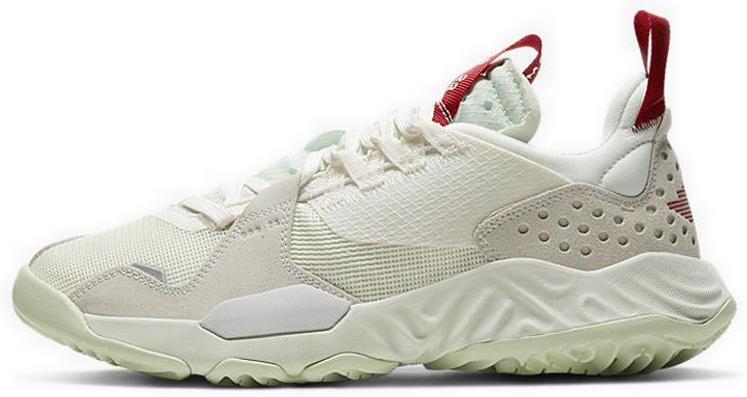 Jordan Delta SP Varsity Red W - 1 de 1