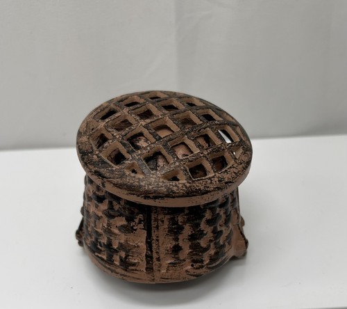 Incense Burner Weave Basket Cast Iron Unique Vintage Chinese 3" x 3.25” - Picture 5 of 7