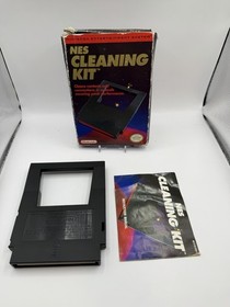 Nintendo NES CLEANING KIT CIB Box torn See Photos
