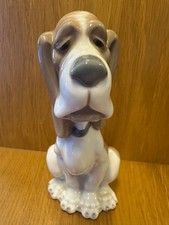 Lovely NAO by LLADRO Sad Bassett / Blood Hound Dog Figurine. Ex Condition